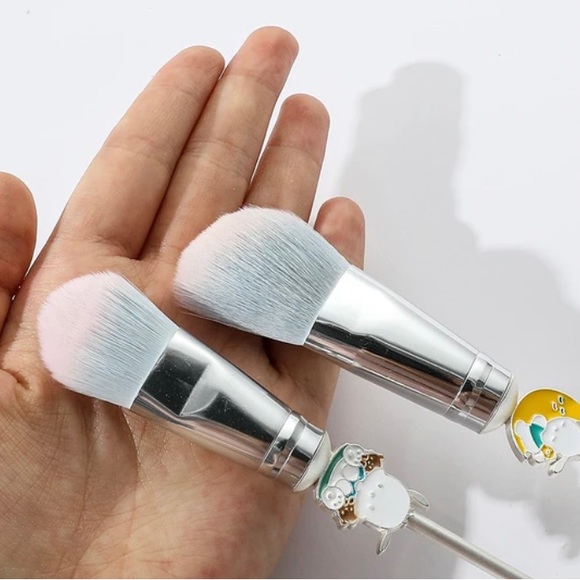 Pochaco 6 Pack Makeup Brush Set with Bag- Hello Kitty Sanrio - Picture 6 of 6